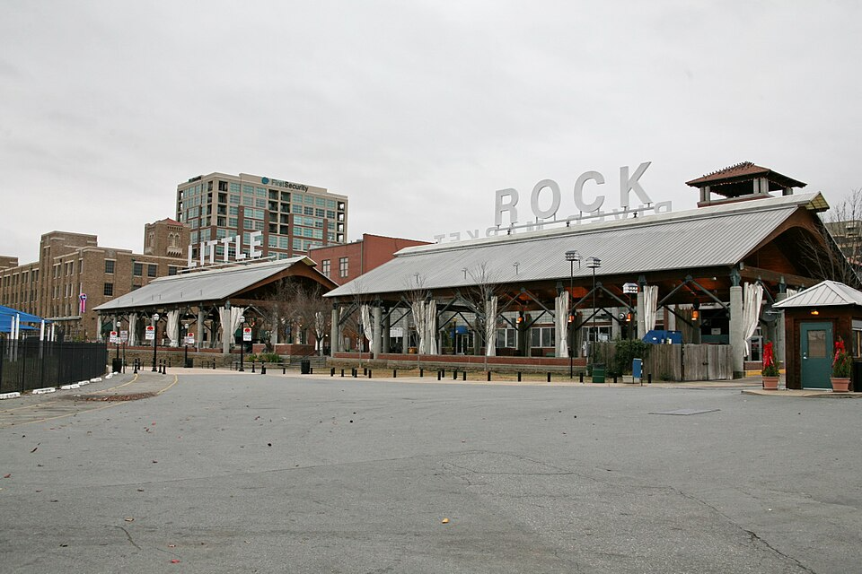 File:Little Rock River Market long view.jpg